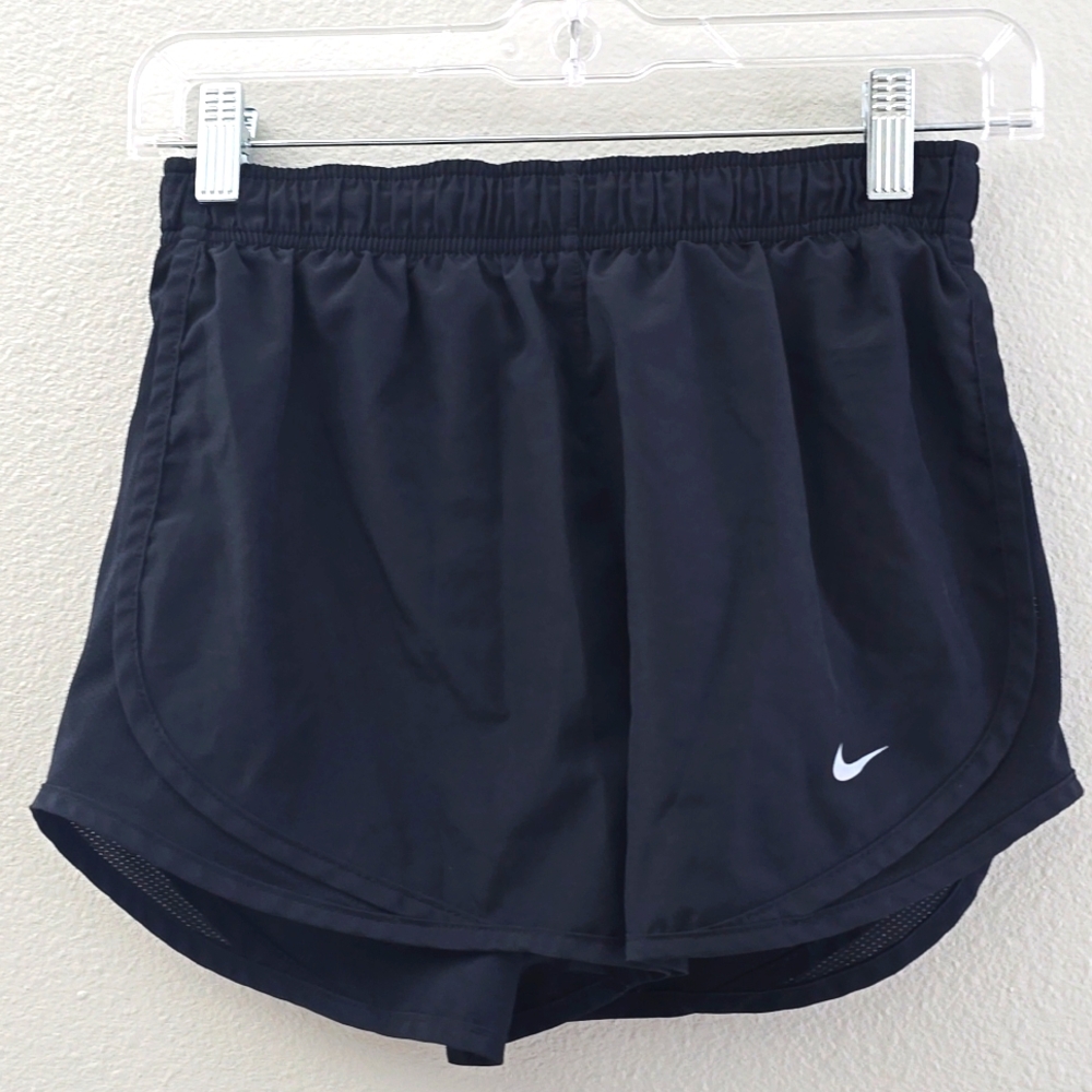 7/20 NIKE TEMPO DRI FIT RUNNING SHORTS